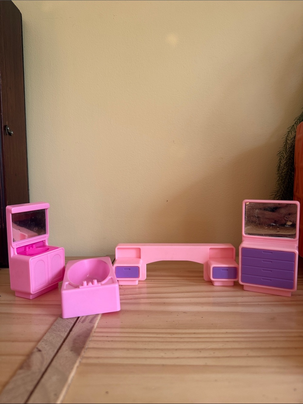 Vintage Arco miniature doll furniture
